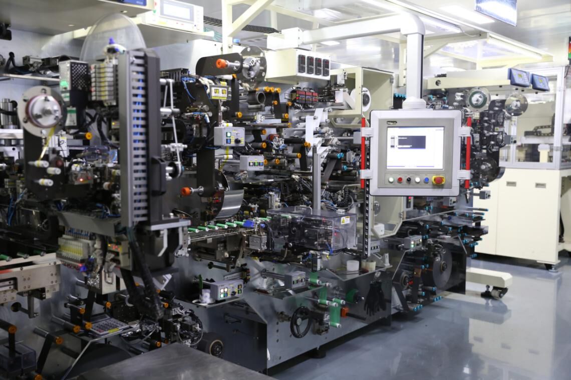 知己与负担：一名俄罗斯翱翔员正在冲突中的义举与选取(彪悍的俄罗斯翱翔员)